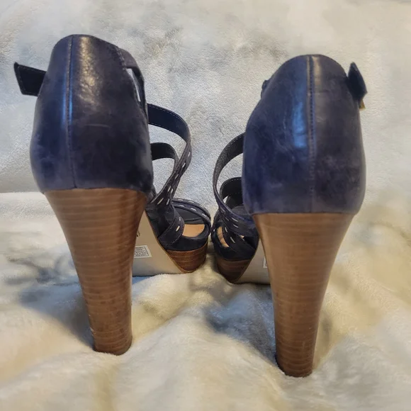 UGG Navy Leather Strappy Heels - Picture 6 of 14